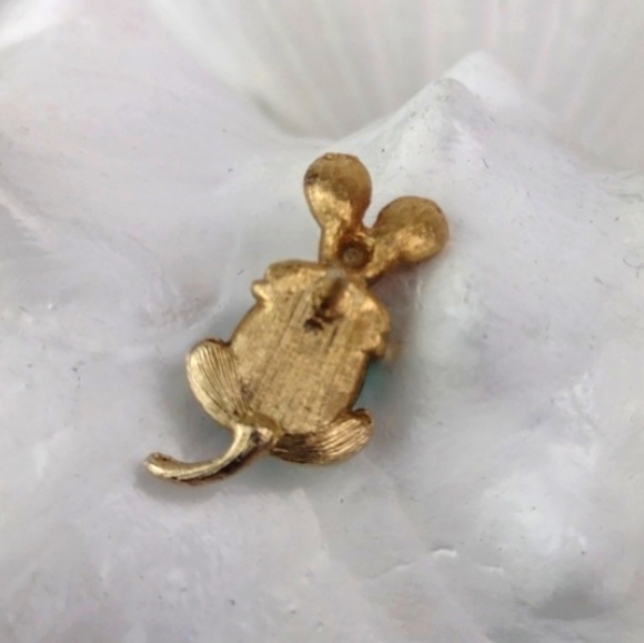 Super Tiny Emerald Green Belly & Ruby Red Eyes Adorable Mouse Pin - Picture 3 of 7